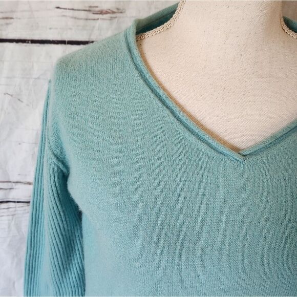 Sundance Cashmere V Neck Sweater Size Small - Picture 4 of 5